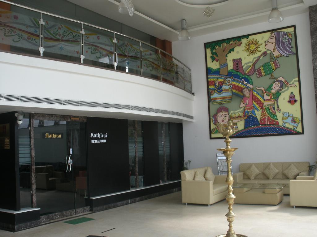 מלון Nāmakkal Sanu International מראה חיצוני תמונה